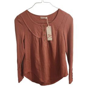 Imes Run NWT Rose Waffle Knit Button Henley Size Medium